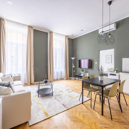 Charming & Cozy Central Elizabeth Apartment Budapest Esterno foto
